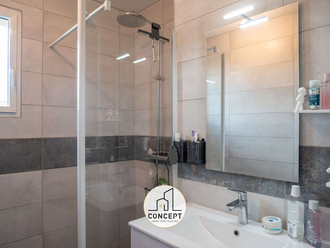 Maison à TREFFIAGAT