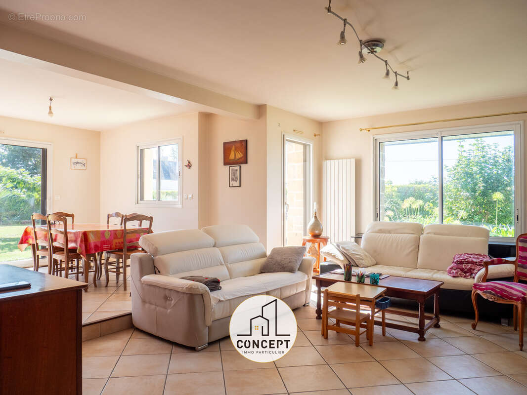 Maison à TREFFIAGAT