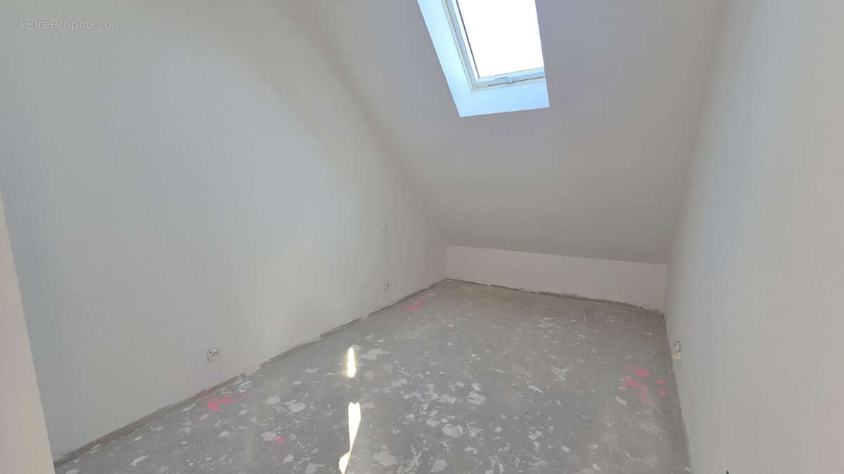 Appartement à LIMOURS