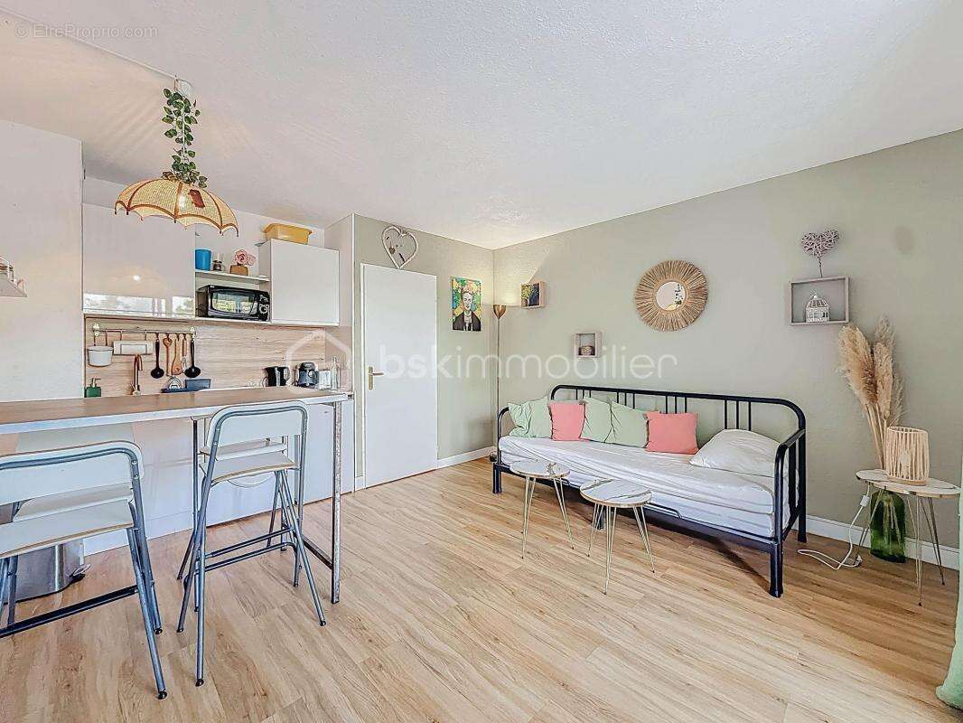 Appartement à CANDILLARGUES