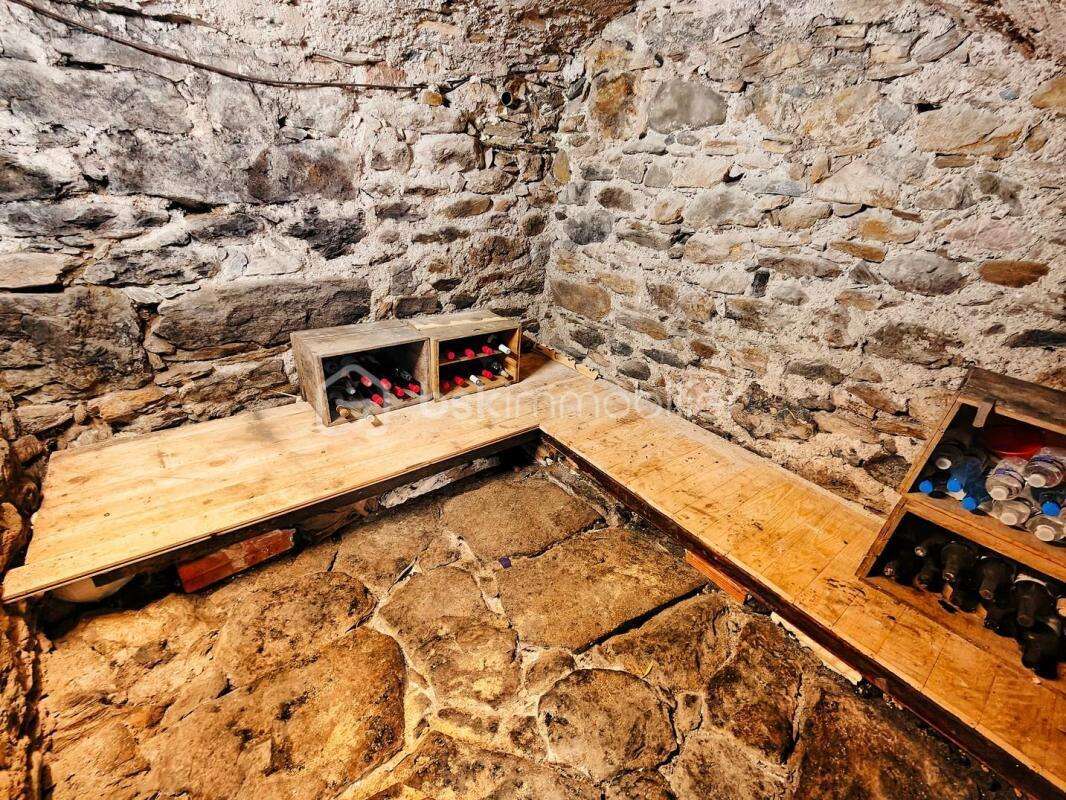 Maison à CASTANET-LE-HAUT