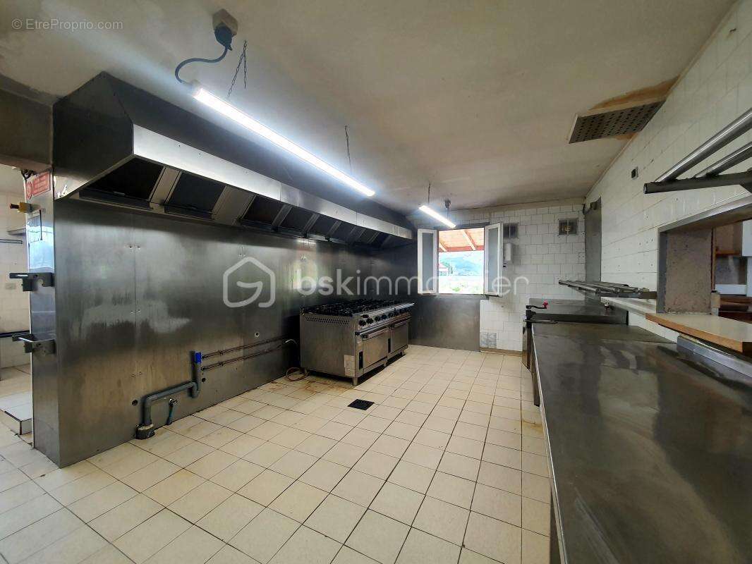 Commerce à TAUTAVEL