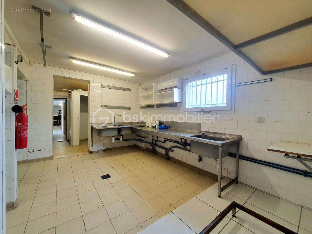 Commerce à TAUTAVEL