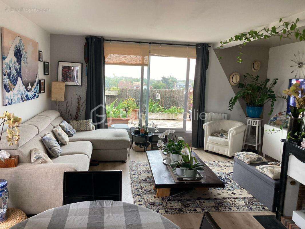 Appartement à ABLON-SUR-SEINE