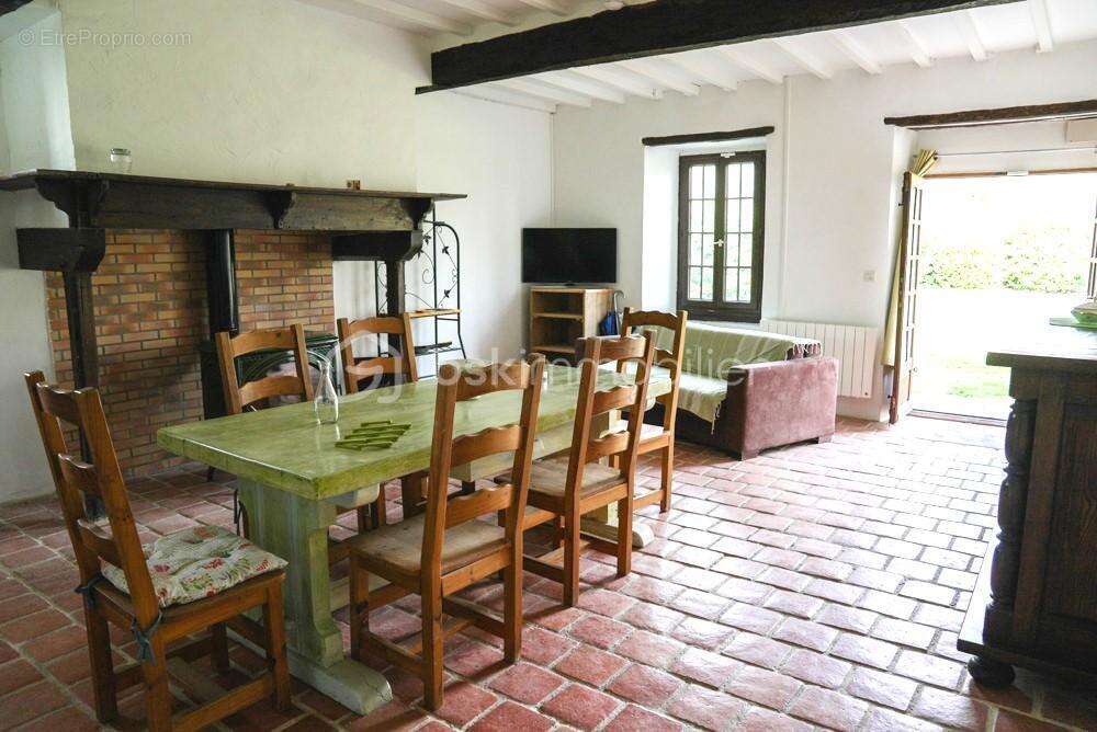 Maison à SAINT-SEVER-DE-RUSTAN