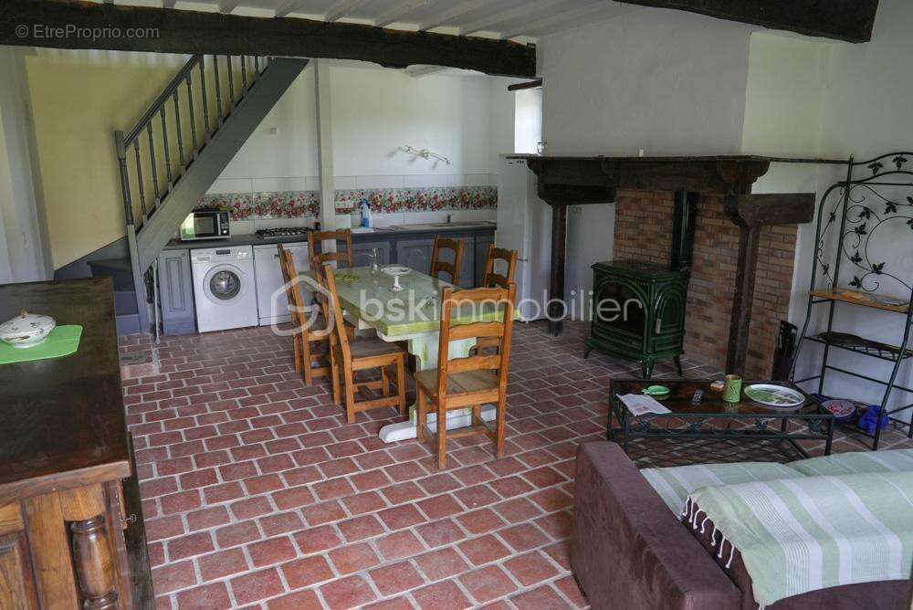 Maison à SAINT-SEVER-DE-RUSTAN