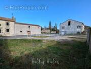 Terrain à LA BRUFFIERE