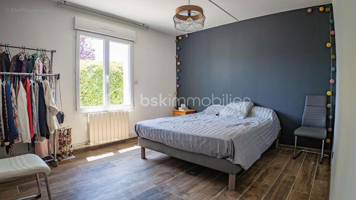 Maison à VARENNES-VAUZELLES