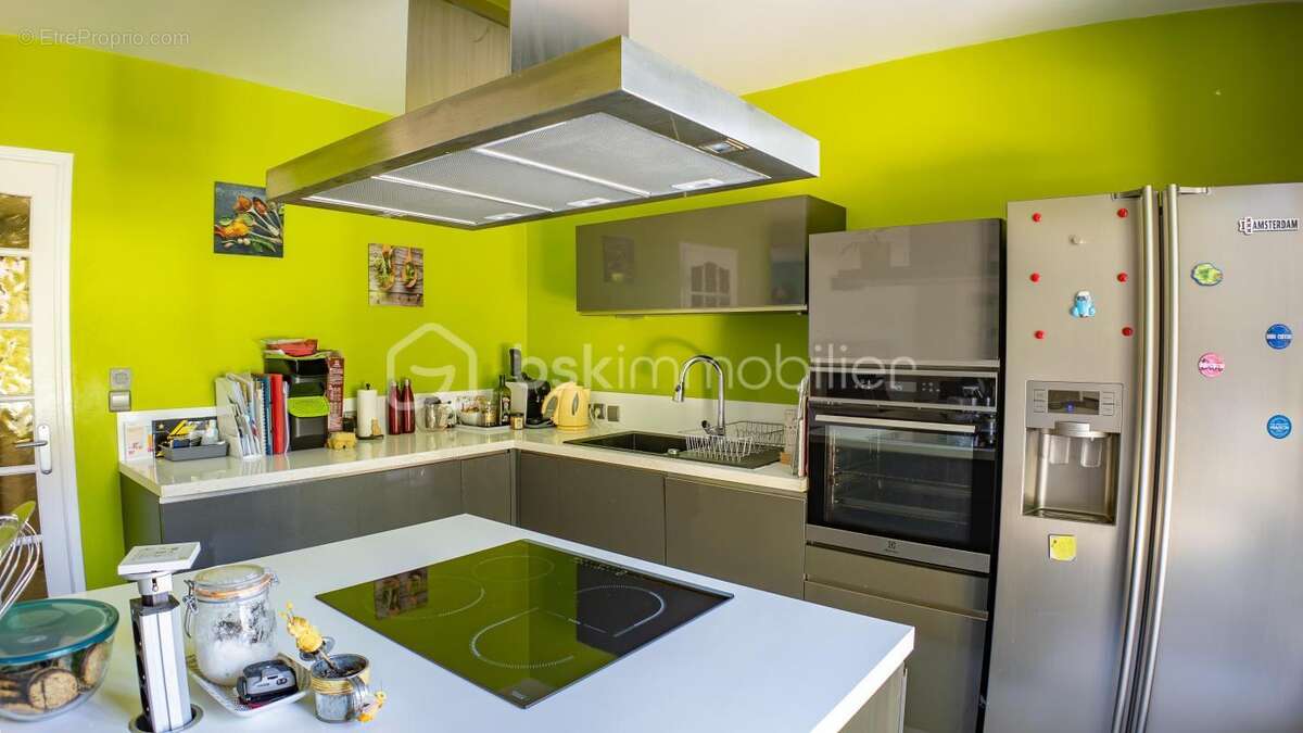 Maison à VARENNES-VAUZELLES