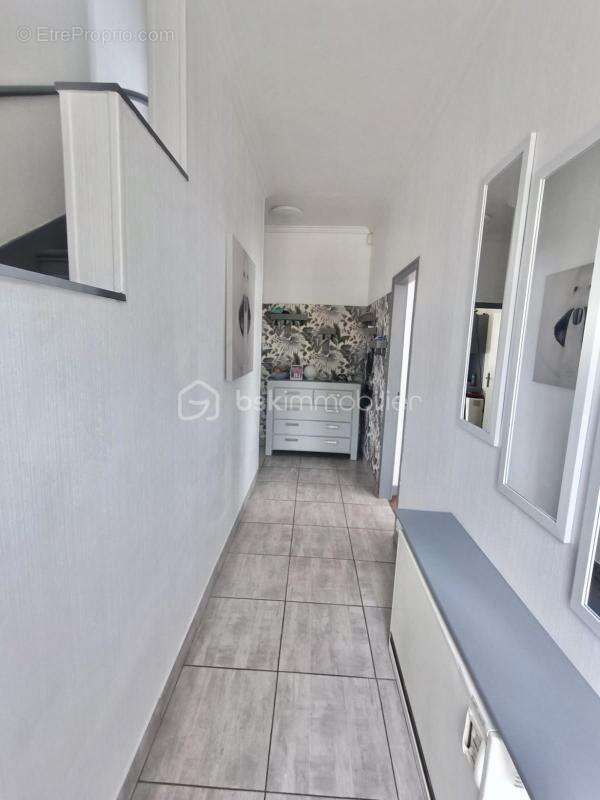 Maison à DAMMARIE-LES-LYS