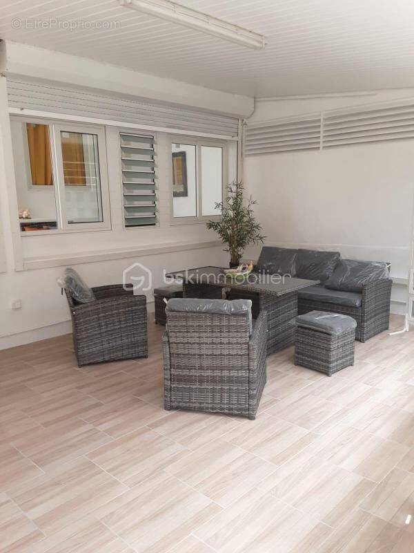 Appartement à BASSE-TERRE