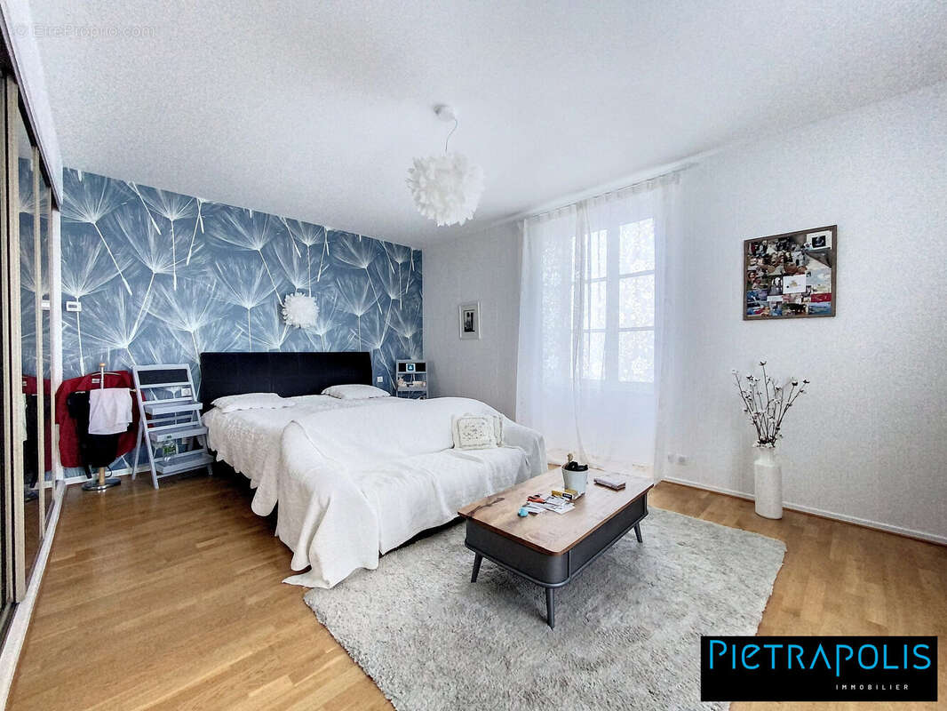 Maison à SALLES-ARBUISSONNAS-EN-BEAUJOLAIS