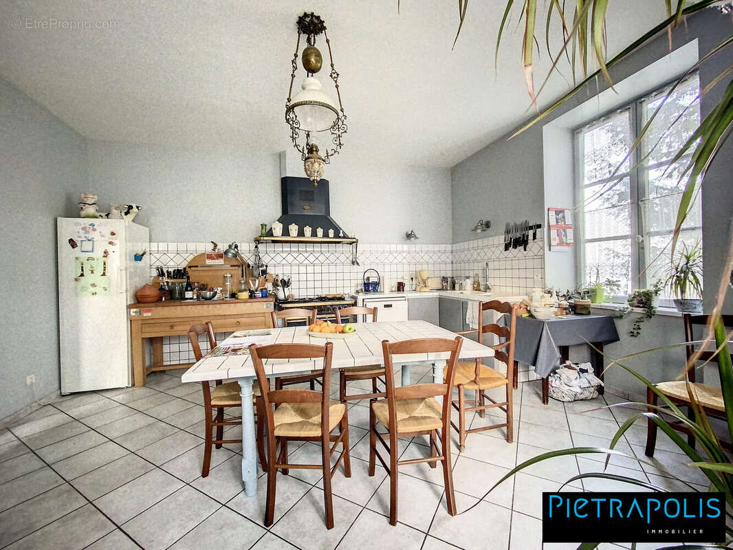 Maison à VILLEFRANCHE-SUR-SAONE