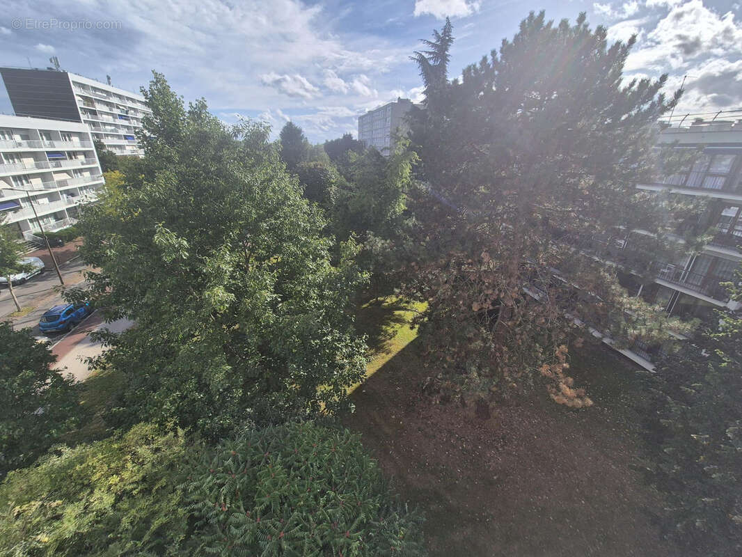 Appartement à VELIZY-VILLACOUBLAY