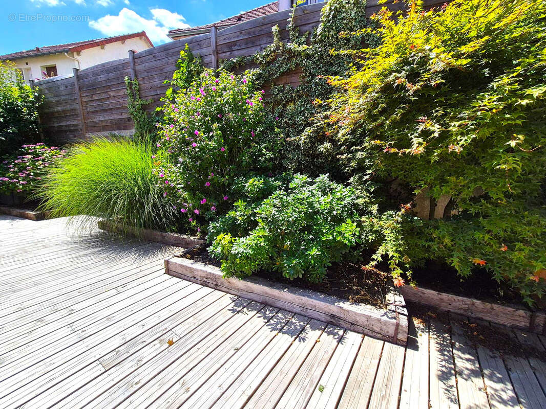 Maison à JOUY-EN-JOSAS