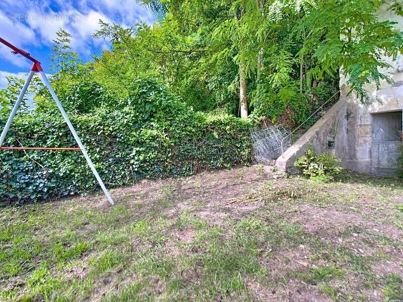 Maison à PONCE-SUR-LE-LOIR