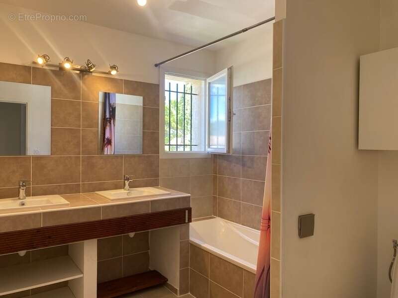 Maison à SAINT-GENIES-DE-MALGOIRES