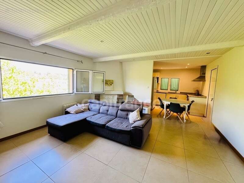 Appartement à MONTAUROUX