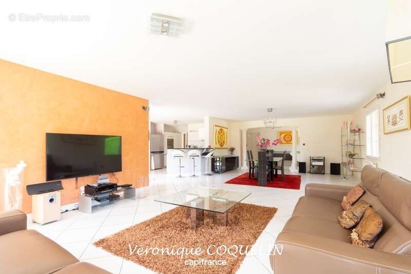 Maison à LE CELLIER