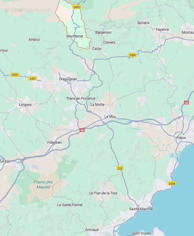 Terrain à MONTFERRAT