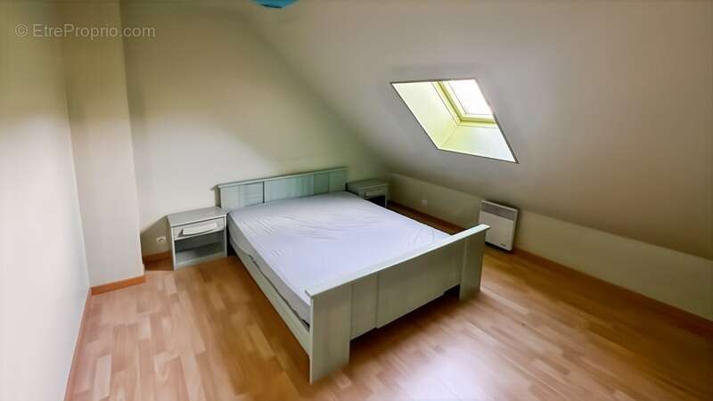 Maison à PONTFAVERGER-MORONVILLIERS