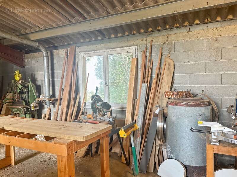 Maison à MONTESQUIOU