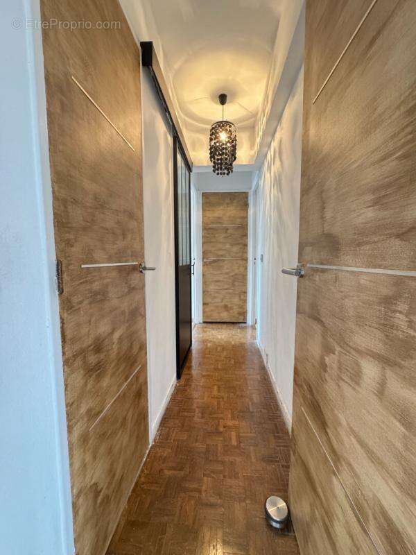 Appartement à MARSEILLE-9E