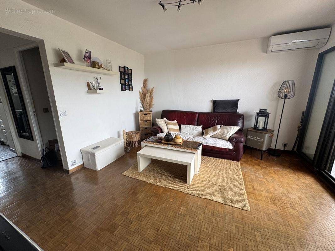 Appartement à MARSEILLE-9E