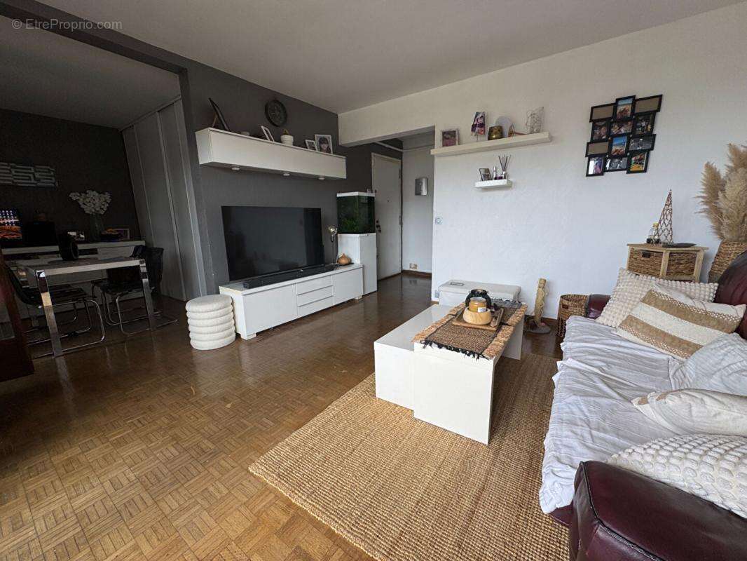 Appartement à MARSEILLE-9E