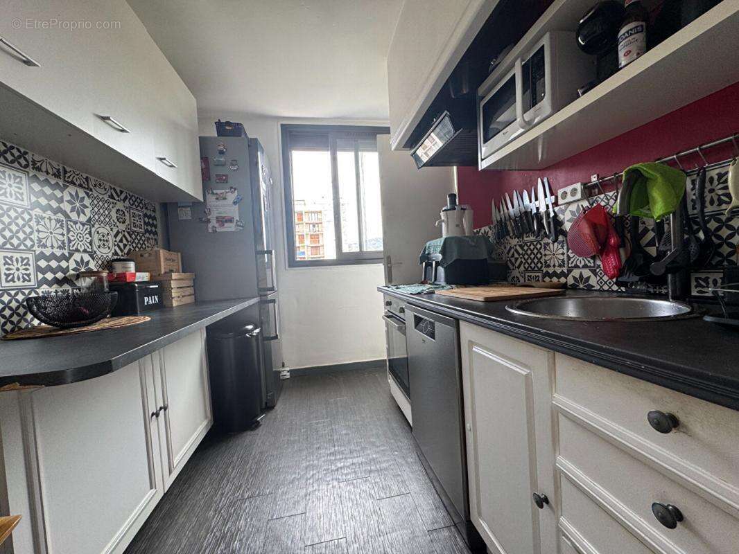 Appartement à MARSEILLE-9E