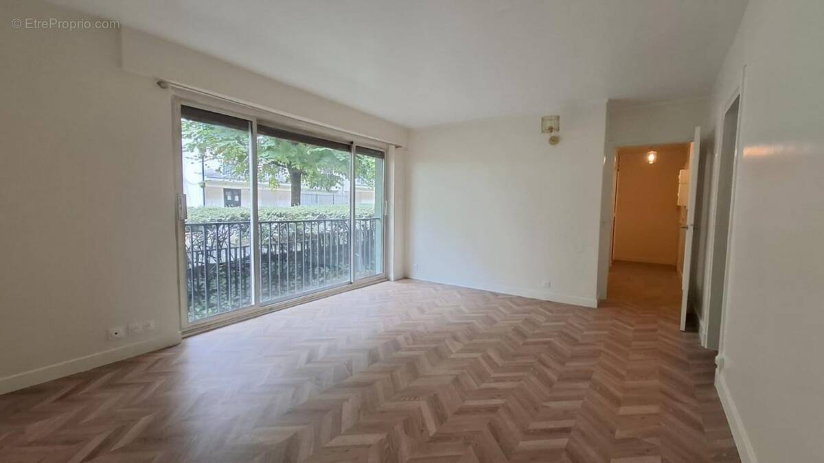 Appartement à PARIS-12E