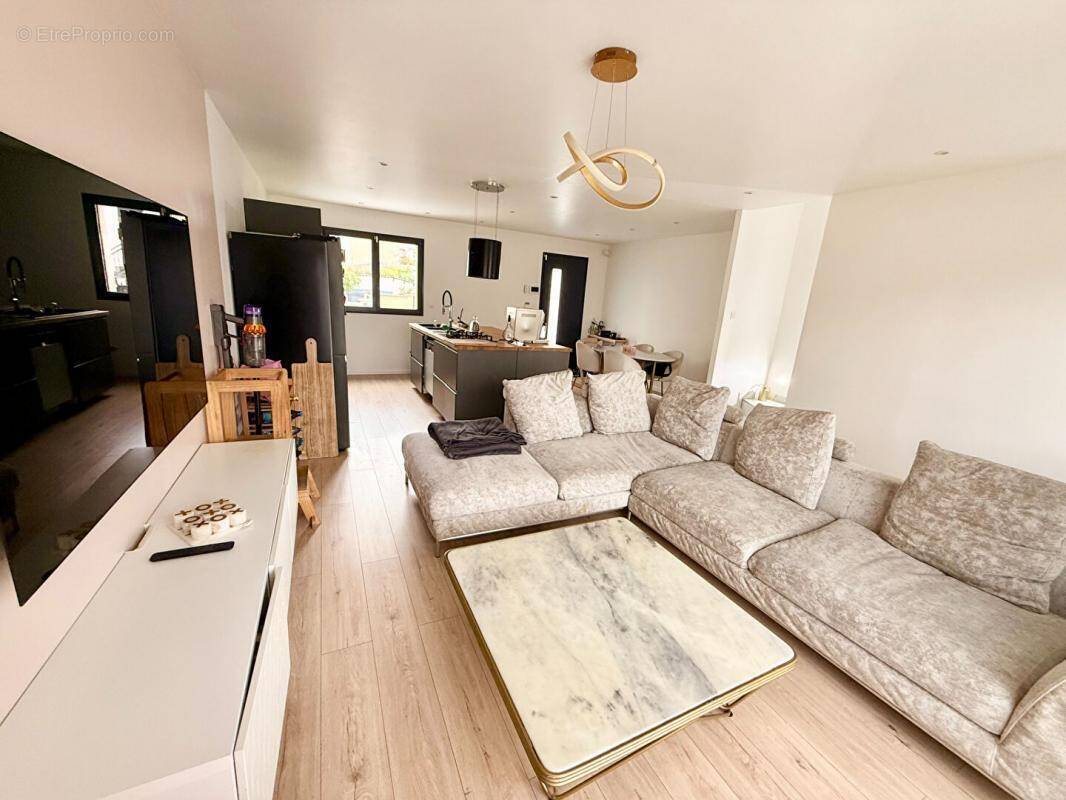 Maison à FONTENAY-SOUS-BOIS