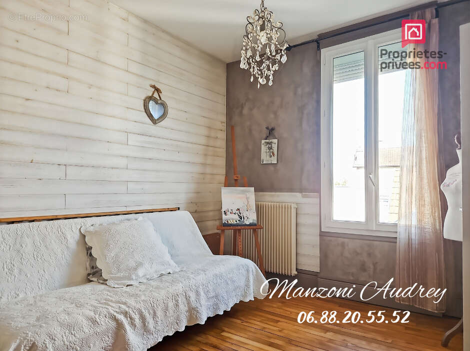 Maison à SAINTE-SAVINE