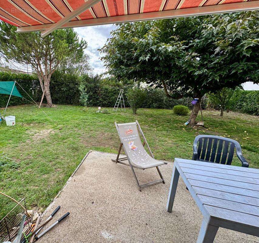 Maison à L&#039;EGUILLE