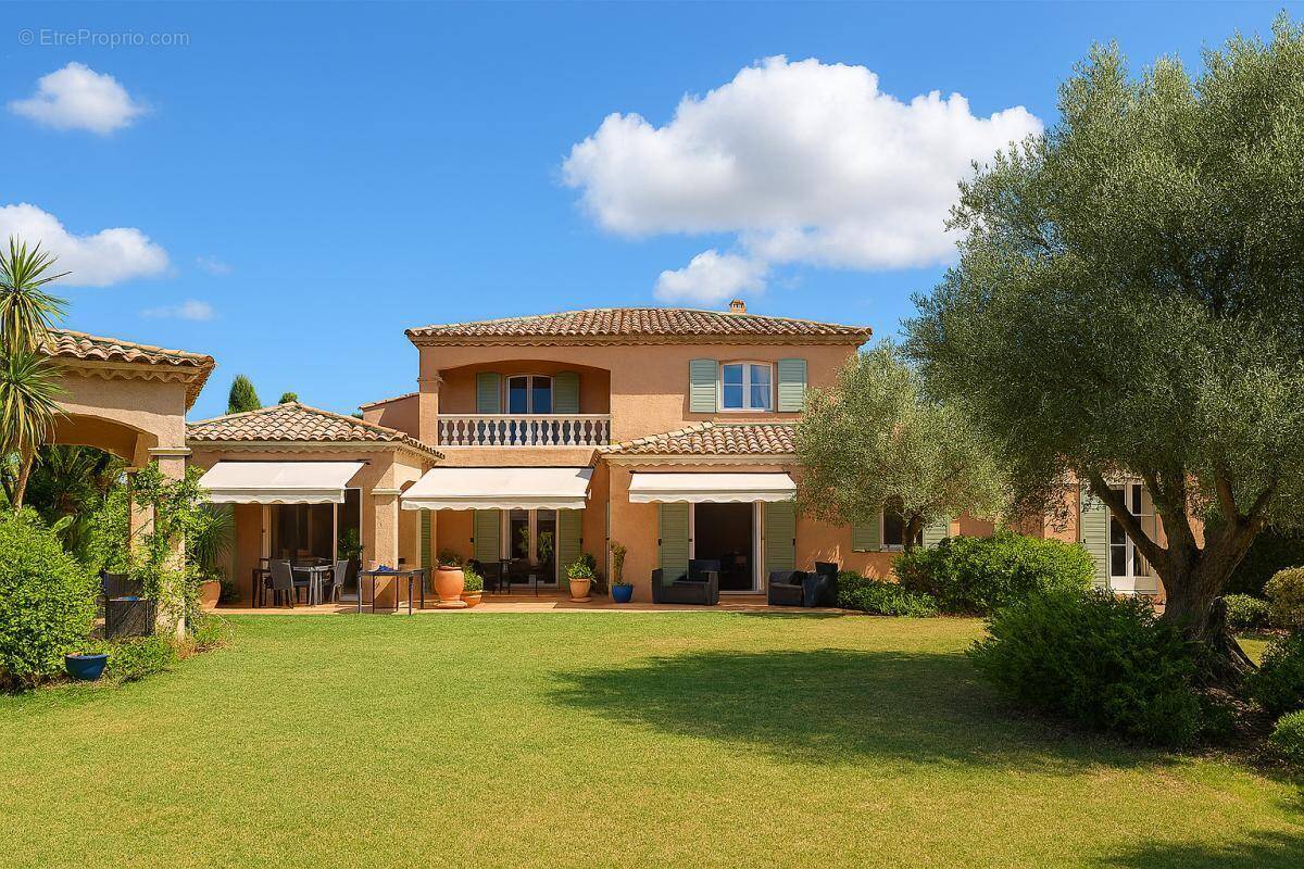 Maison à MONTBOUCHER-SUR-JABRON