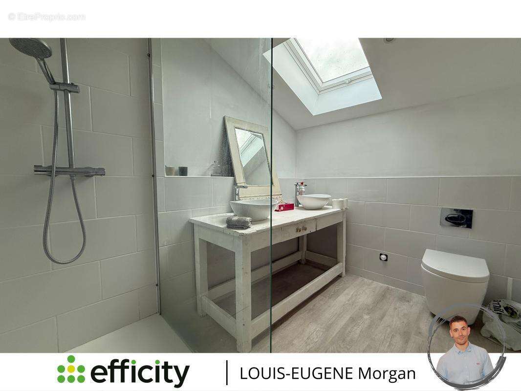 Maison à AVAILLES-LIMOUZINE