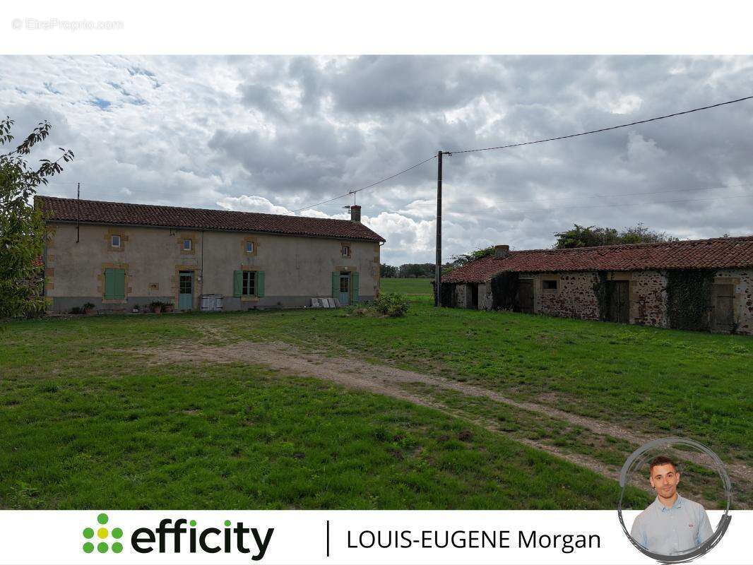 Maison à AVAILLES-LIMOUZINE