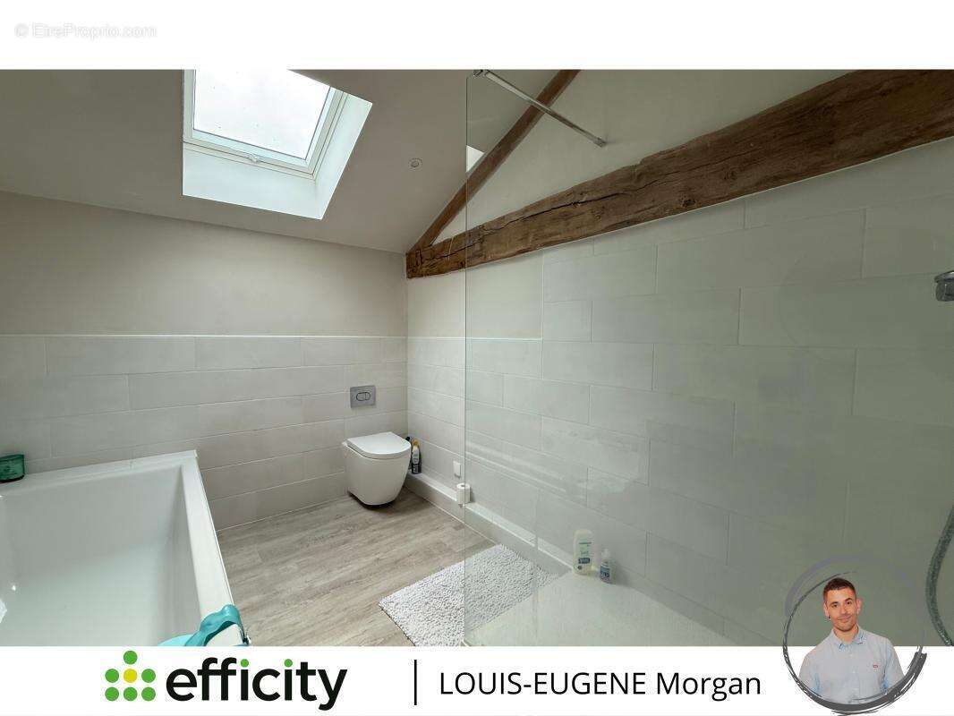 Maison à AVAILLES-LIMOUZINE