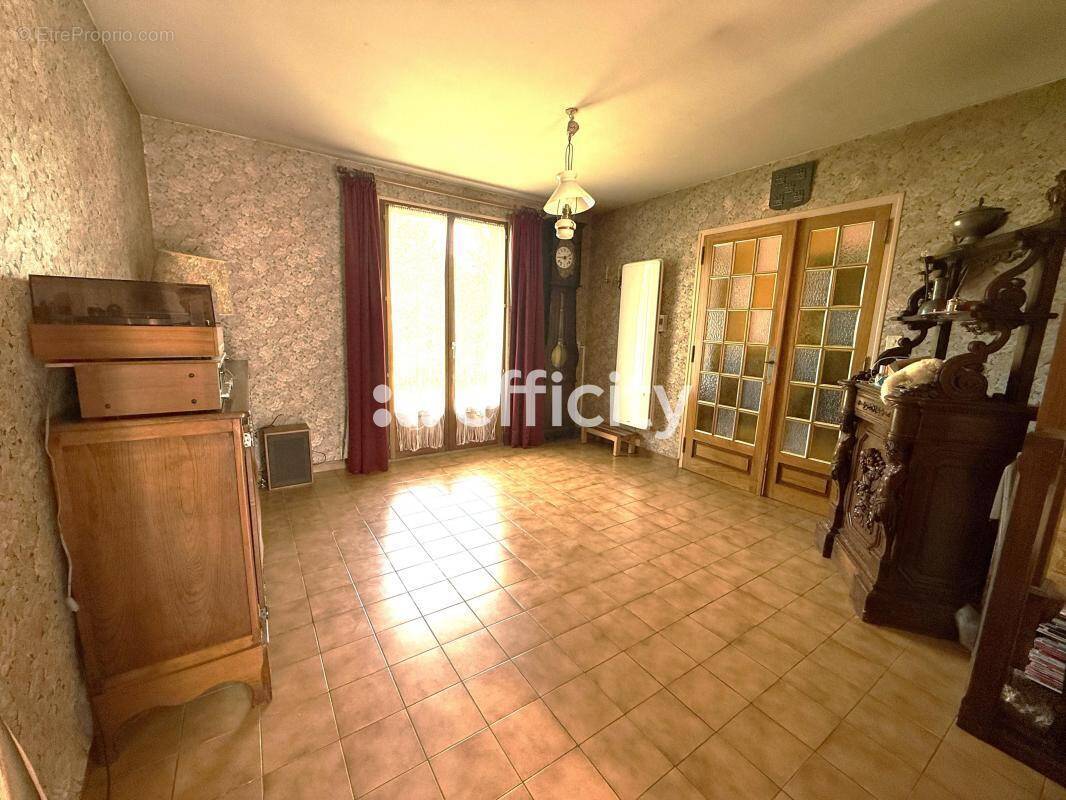 Maison à VERTEUIL-SUR-CHARENTE