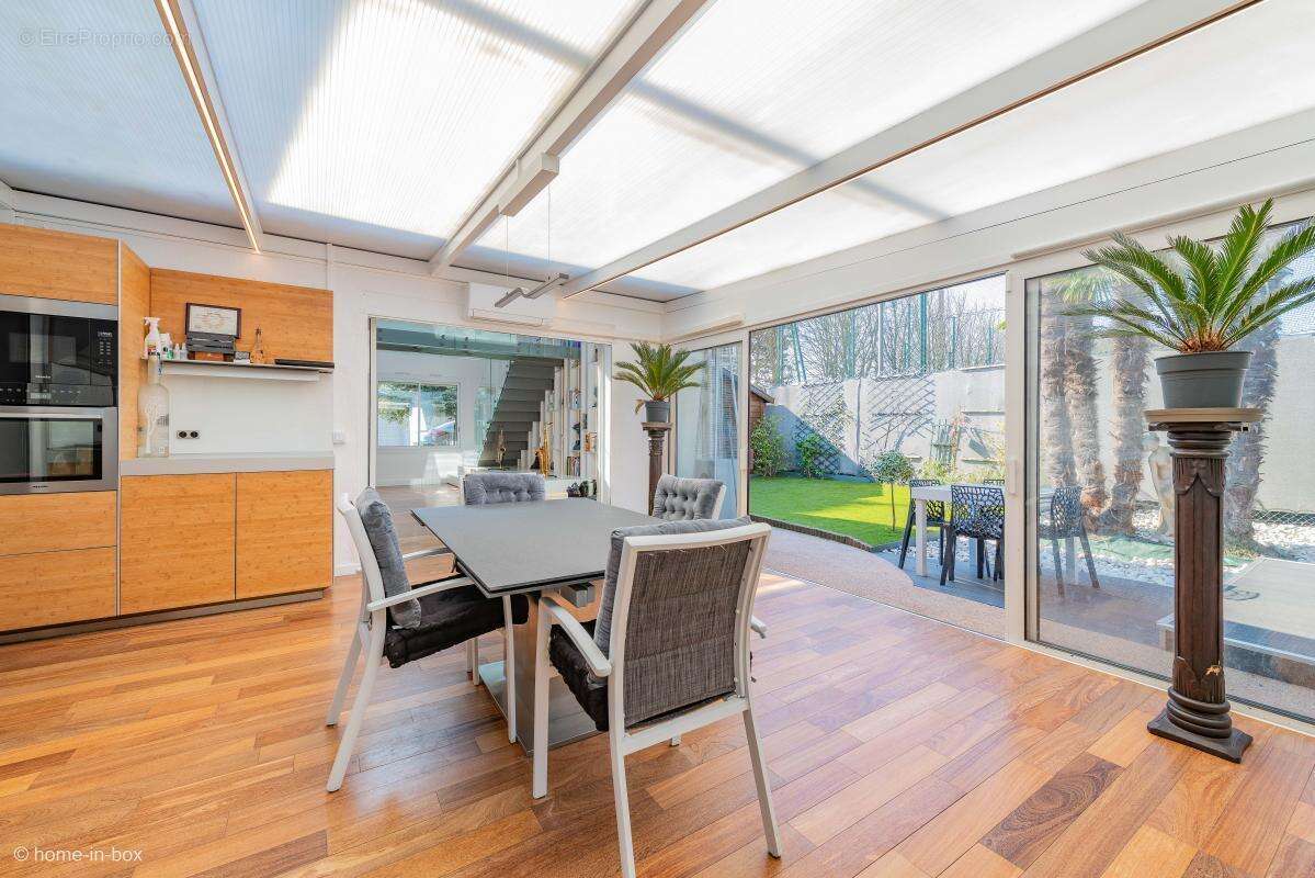 Maison à NOISY-LE-GRAND