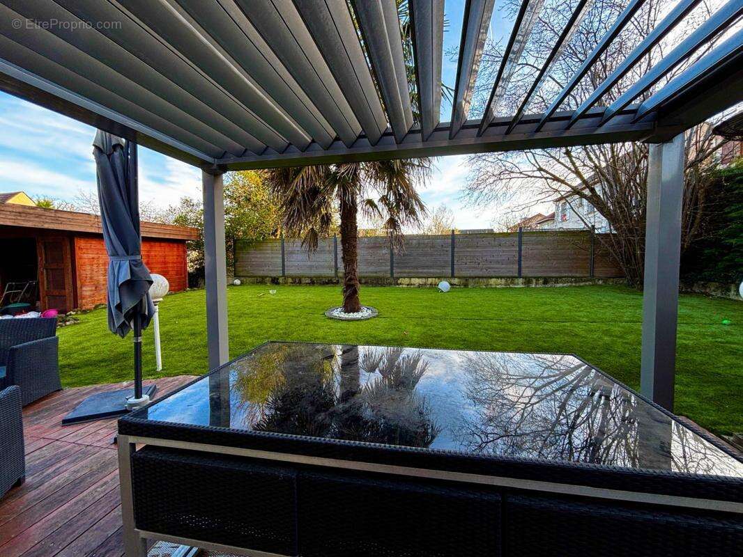 Maison à MONTFERMEIL