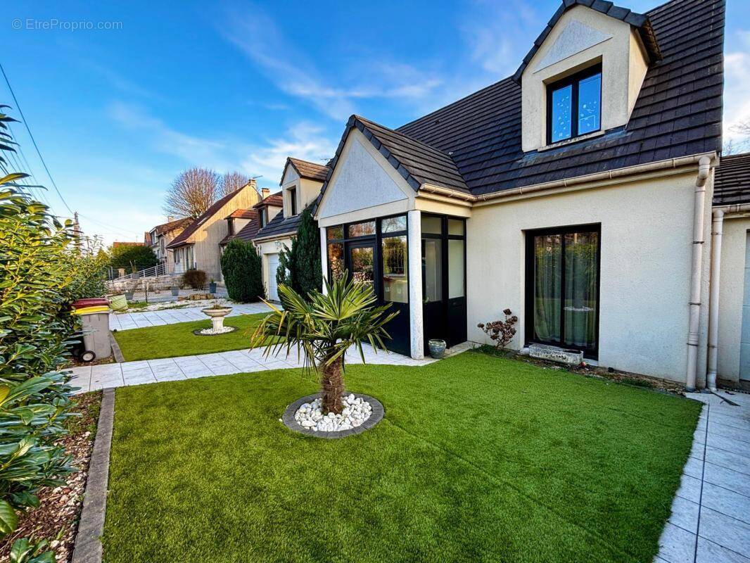 Maison à MONTFERMEIL