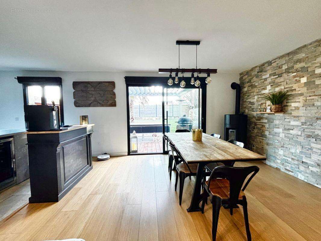 Maison à MONTFERMEIL