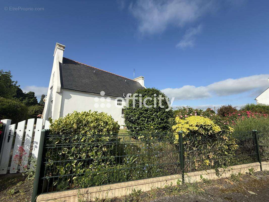 Maison à PLOBANNALEC-LESCONIL