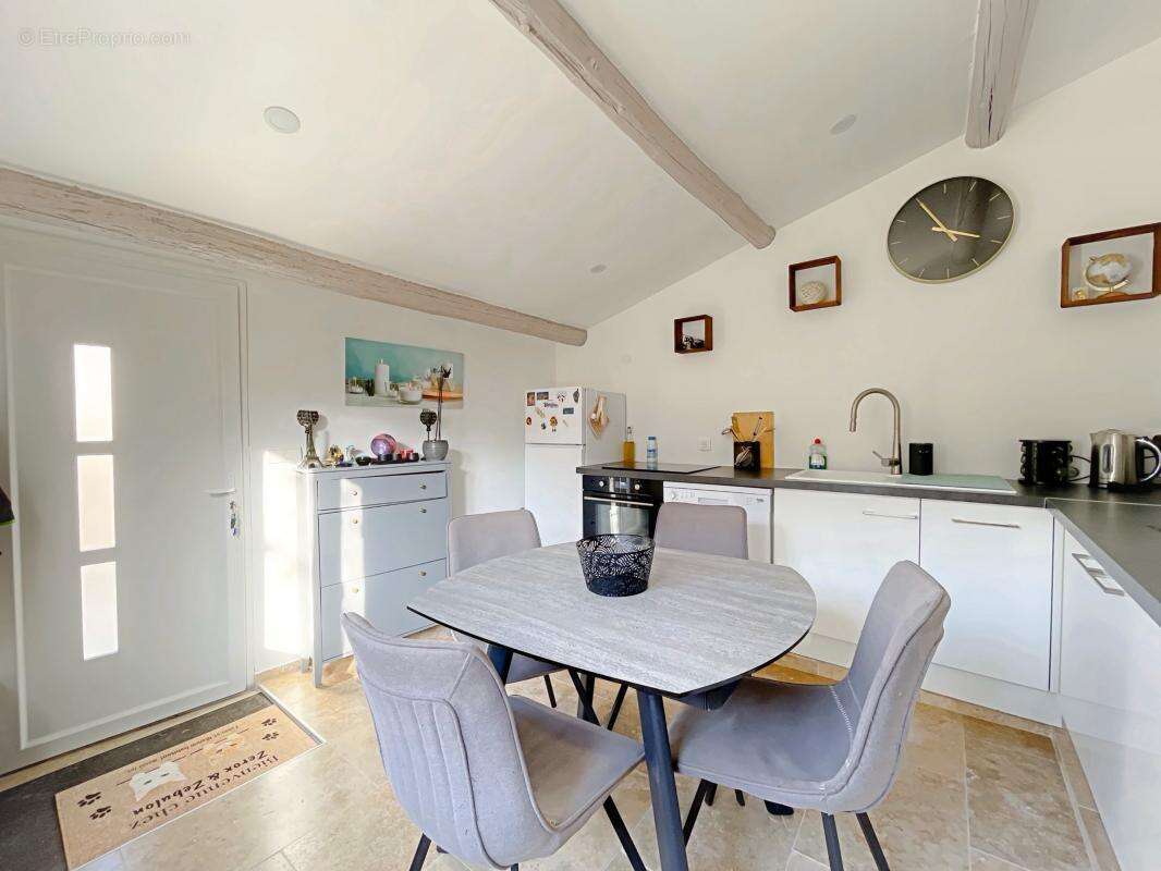 Maison à SAINT-JULIEN