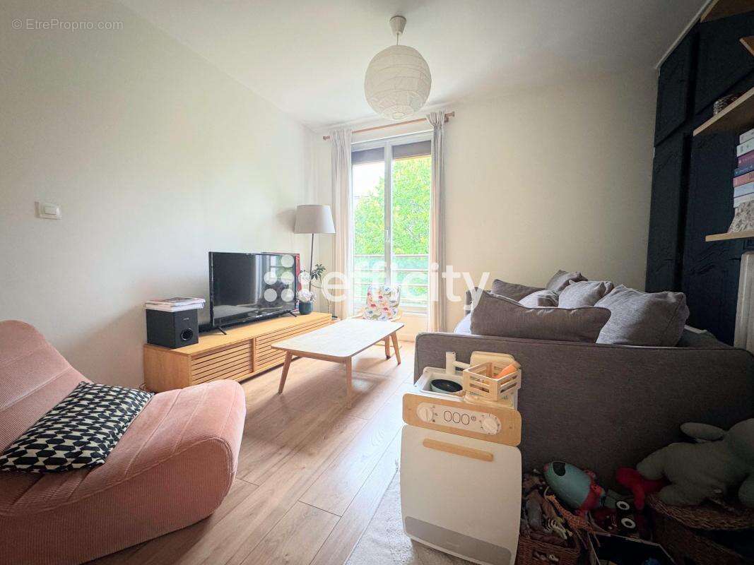 Appartement à MAISONS-ALFORT