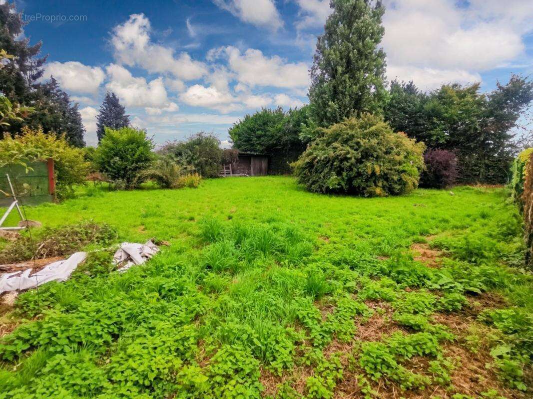 Terrain à CHAUMONT-EN-VEXIN