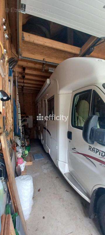 Maison à ANGLARDS-DE-SAINT-FLOUR