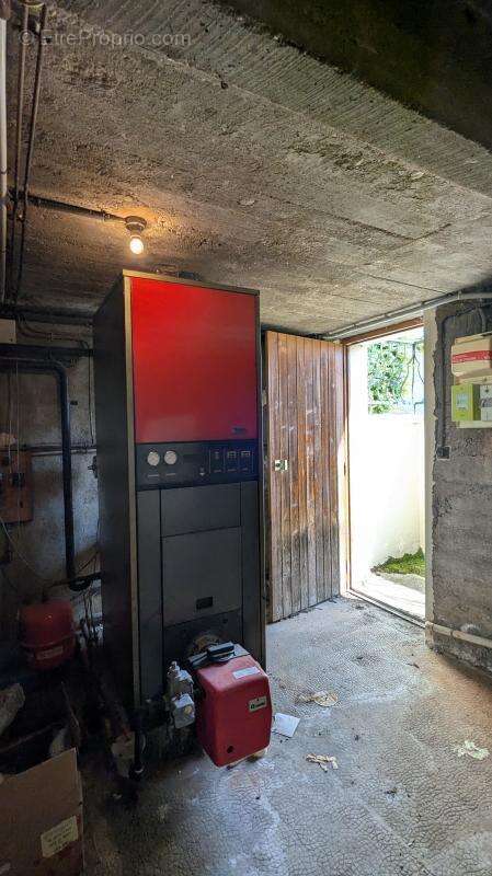 Maison à SAINT-REMY-SUR-DUROLLE