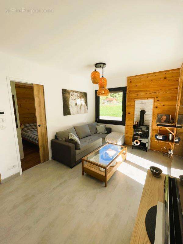 Appartement à LE PETIT-BORNAND-LES-GLIERES